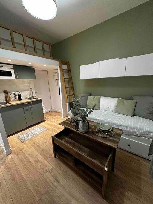 Le P'Tit Antoine Apartamento Pont-Évêque Exterior foto